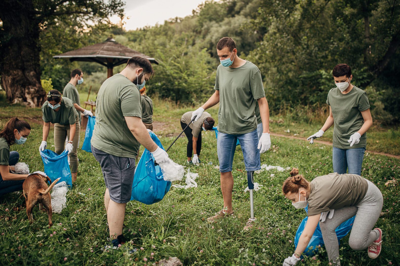 Community cleanup event in green area